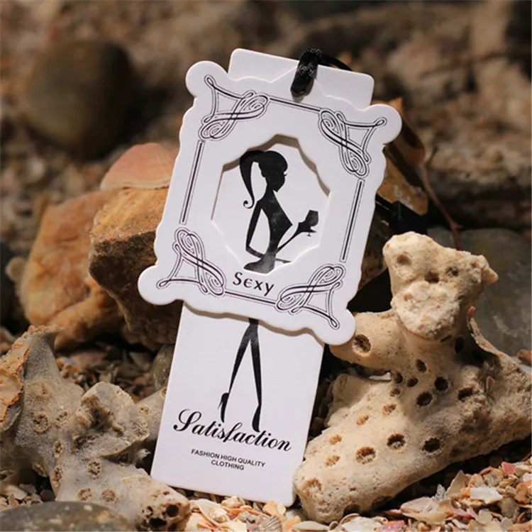 Hang tag label. Hang tag design. Sale buy one. Buy tags. Деревянная бирка.