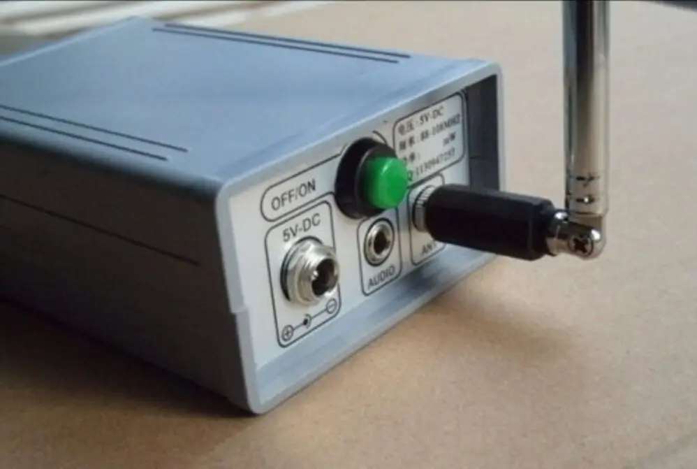 88MHz 108MHZ Ham FM Radio Transmitter MP3 Repeater Audio Wireless