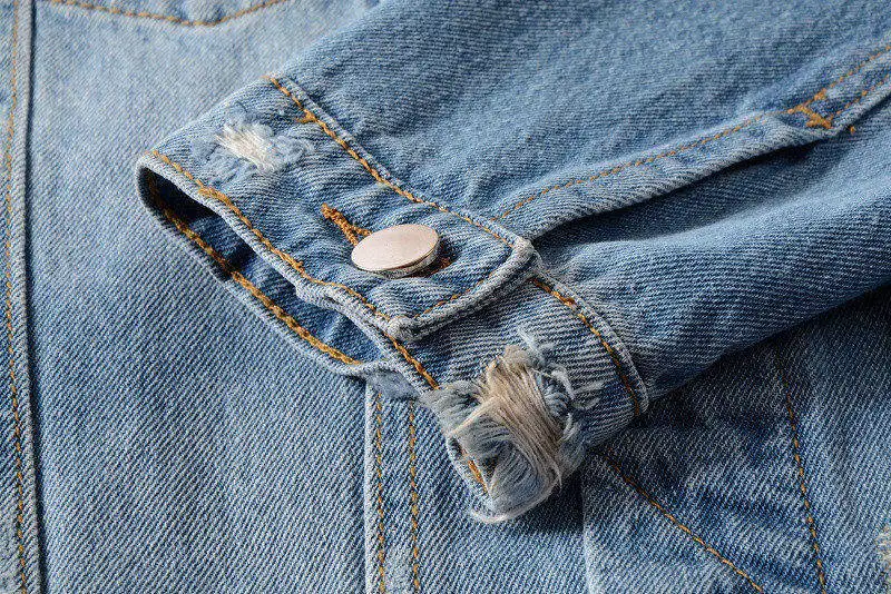 Mcikkny Fashion Men's Ripped Denim Jackets Skull Heart Embroidery Jean Jackets Retro Style Streetwear Coats For Male Size M-4XL  (1)