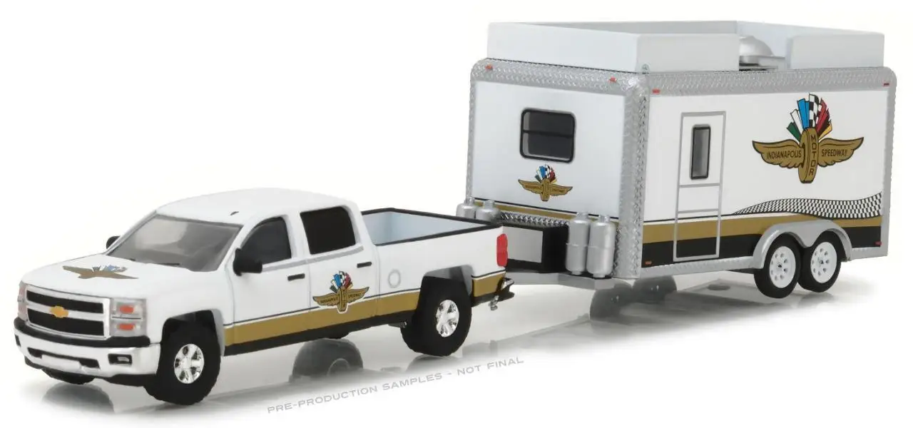 Игрушечный автомобиль CHEVRO LET SILVERADO в Индианаполисе зеленый свет 1: 64 2015|Наземный