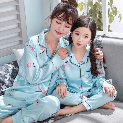 Soild Silk Children Pajamas Suit Autum Family Matching Outfits Long Sleeve Mommy and Baby Clothing Soft Mom and Me Pyjamas Set - Цвет: CQT HX 15lanyingtao