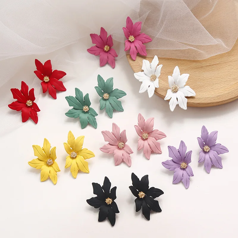 

Shiny Side New Fashion Brand Jewelry Elegant Leaves Stud Earrings for Women Simple Style Gift Flower Earrings Free Shipping
