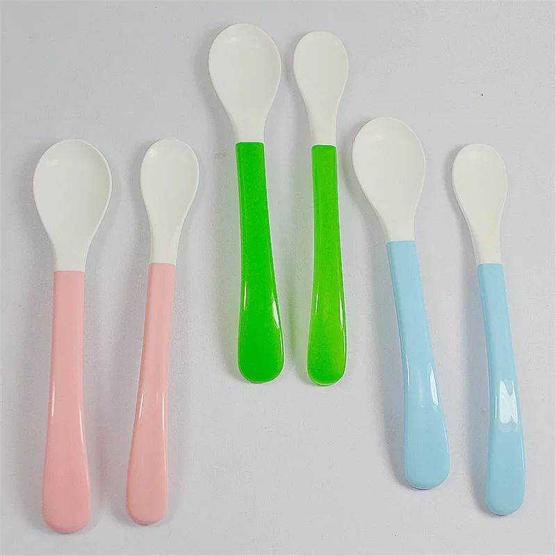 2016 2Pcs/lot Soft Silicone Baby Spoon Infant Unisex Safety Feeding