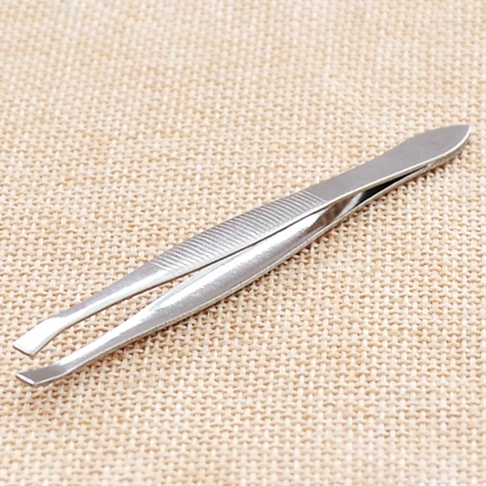 

1pcs Beauty Tools Eyebrow tweezers, Plucking Eyebrows Scissors Clip Stainless Steel Tweezers Color Random Toiletry Kit Tool