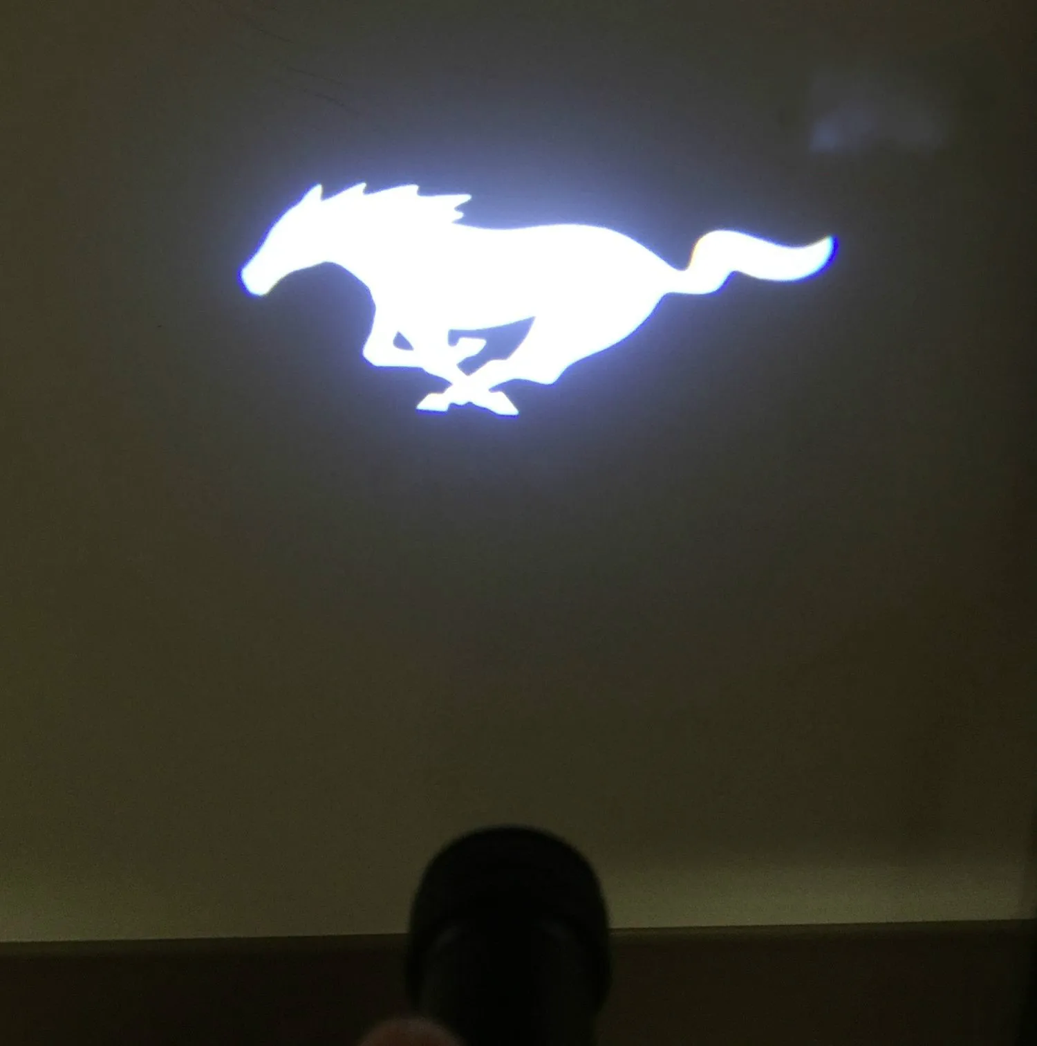 2 шт. Новый изготовленный на заказ 3D Ghost Shadow логотип двери автомобиля светодиодный