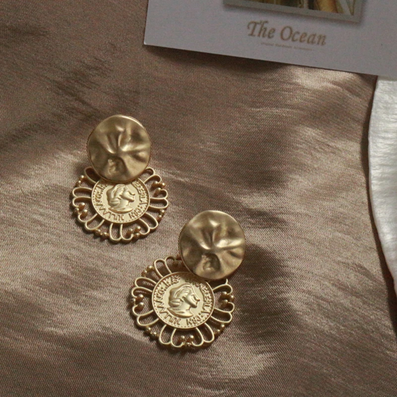 

HZ New 2019 Vintage Flower Coin Emboss Simple Irregular Geometric Human Face Golden Silver Stud Earrings For Women Jewelry Gifts