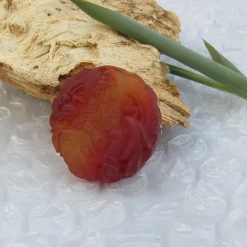 The natural red chalcedony twelve zodiac snake Benming Buddha Samantabhadra jade Pendant with genuine
The natural red chalcedony twelve zodiac snake Benming Buddha Samantabhadra jade Pendant with genuine