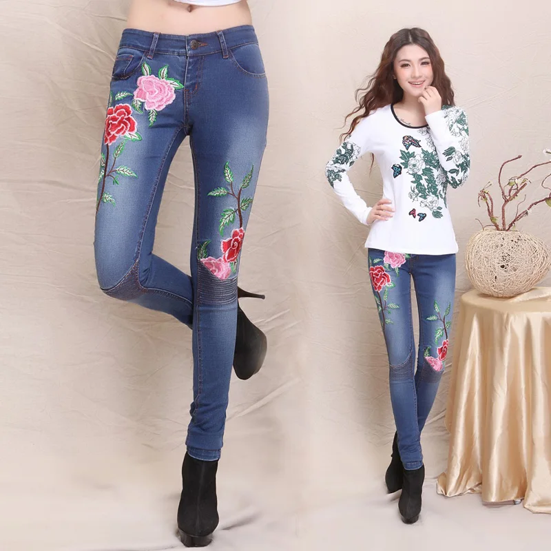 Resultado de imagem para como usar jeans bordados 2017