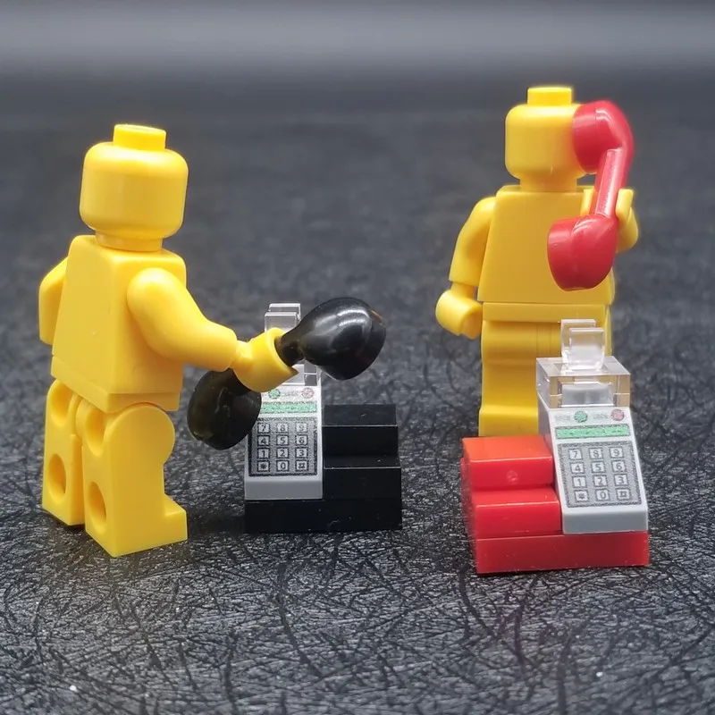 

2 Pcs/lot Telephone Mobile Phone Furniture Building Bricks DIY Block Accessory Office City Gift Toys for Children Hot Sale X154