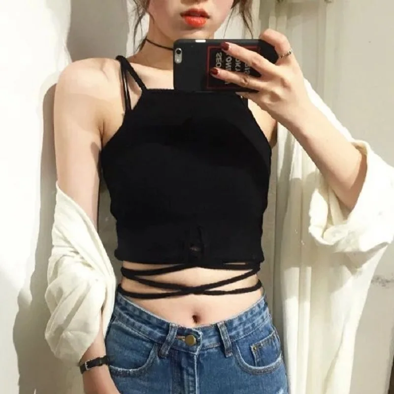 корейские топики белые белые модные. шелковая майка. корейский топик 1. топики в корее. японские топики.