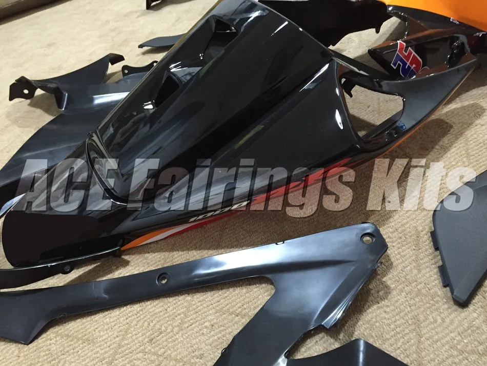 CBR1000RR  04-05 (169)