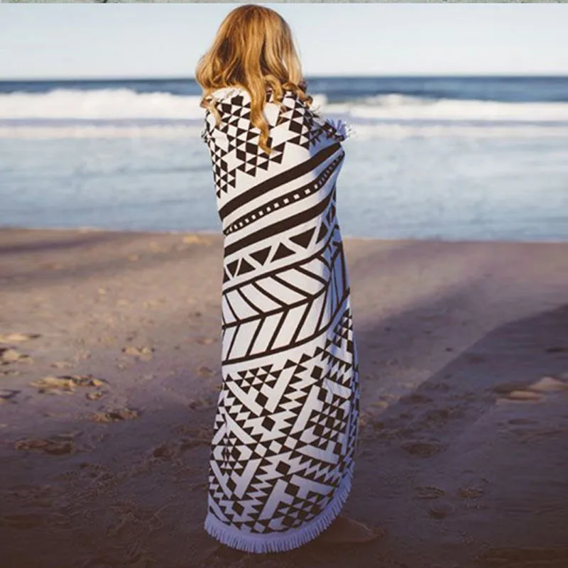 black and white round beach blanket
