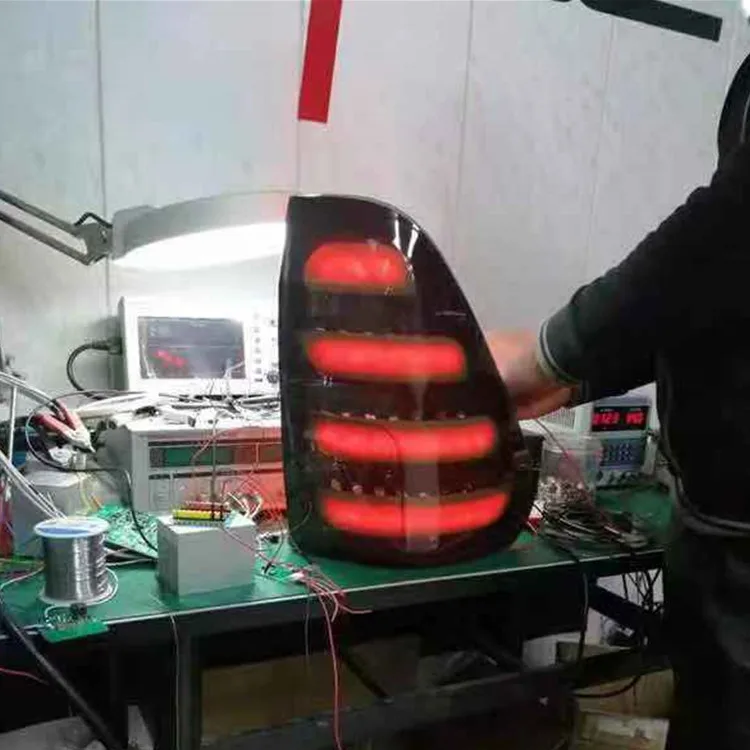 

Sports style HILUX pickup LED tail lamp taillights for TOYOTA HILUX REVO and ROCCO 2015-2018