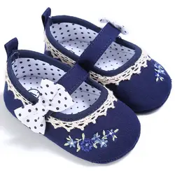 Симпатичная весенняя обувь для маленьких девочек с бантом и вышивкой, шикарная обувь принцессы для малышей, нескользящая обувь для