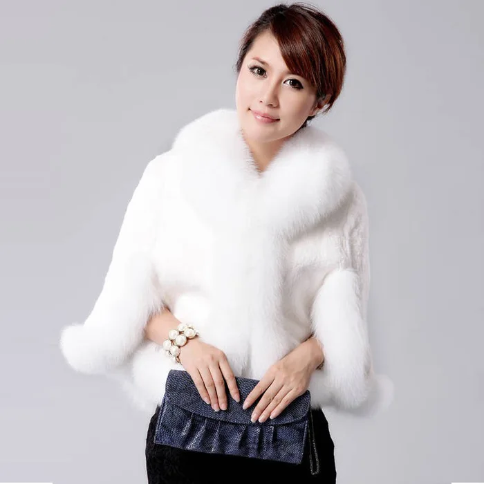 

Savabien High Quality Faux Mink Fur Coats 2019 Elegant Winter Furry Collar Soft Cape Short Fake Fur Jacket White Black Overcoat