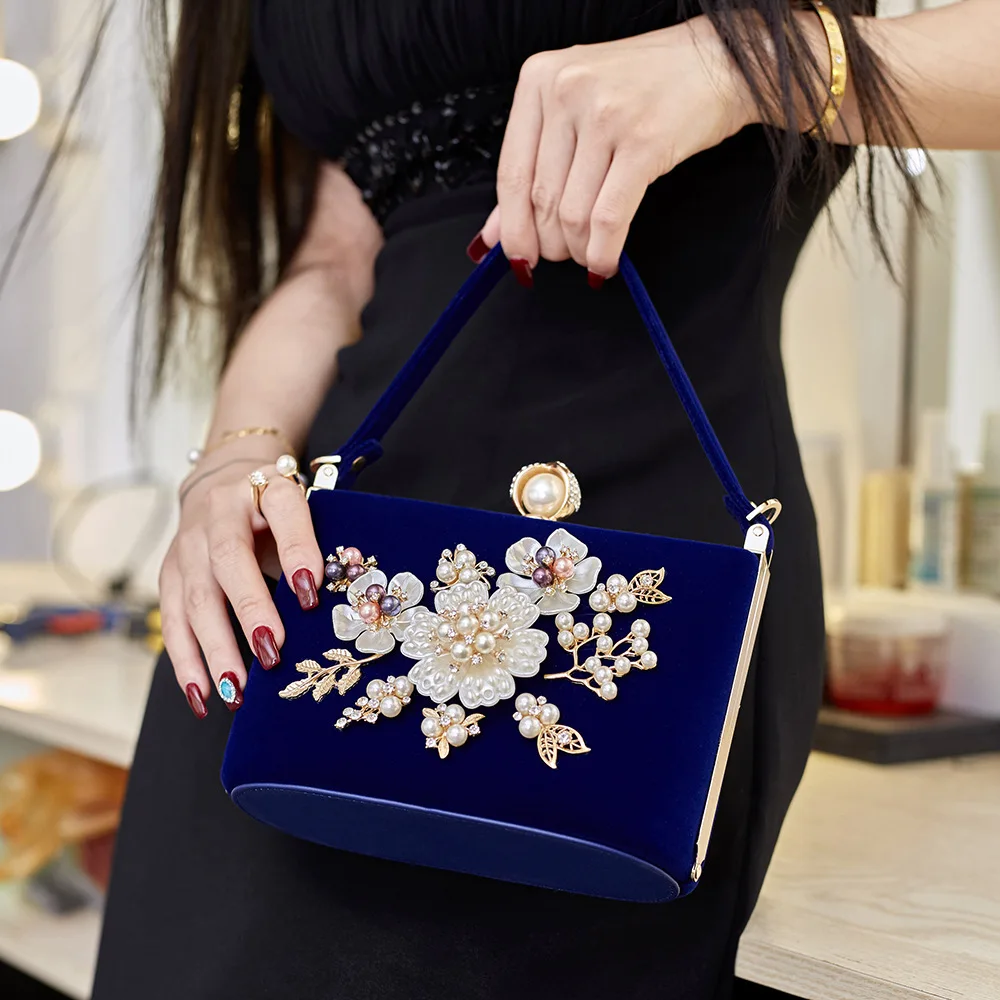2019 Ladies Velvet Clutch Pearl Crystal Evening Bags Women Velour Party Wedding Hand Bag Bridal Luxury Mini Day Purse Bolsos