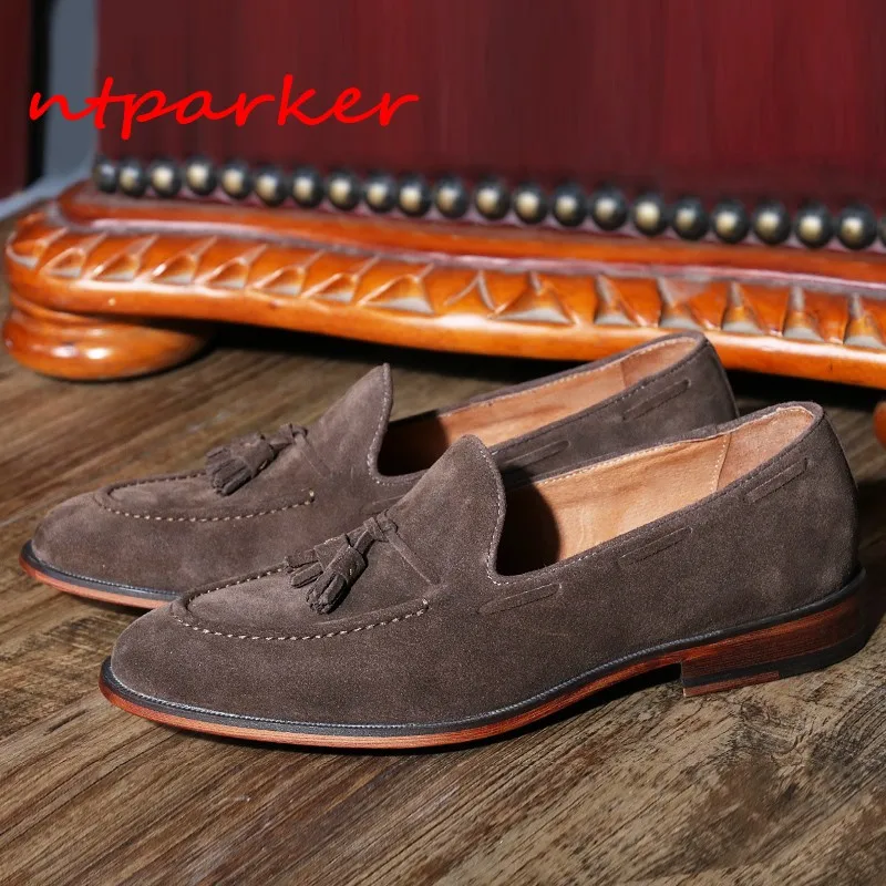 Tassel Fringe Suede leather Man Loafers Shoes Flats Genuine leather Slip on Formal Casual Shoes Italian Style Cow Driving Boats Tassel Fringe Suede leather Man Loafers Shoes Flats Genuine leather Slip on Formal Casual Shoes Italian Style Cow Driving Boats