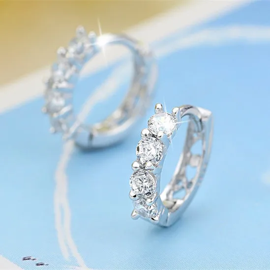 

ZHOUYANG Stud Earring For Women Korean Style Lover Heart Hollow-out Crystal Silver Color Fashion Jewelry KAE086