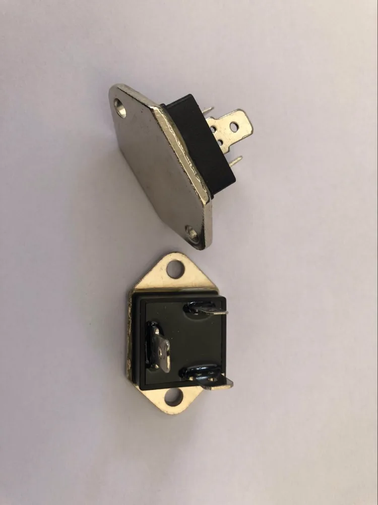 

BCR50GM bidirectional thyristor 50A / 600V electronic components