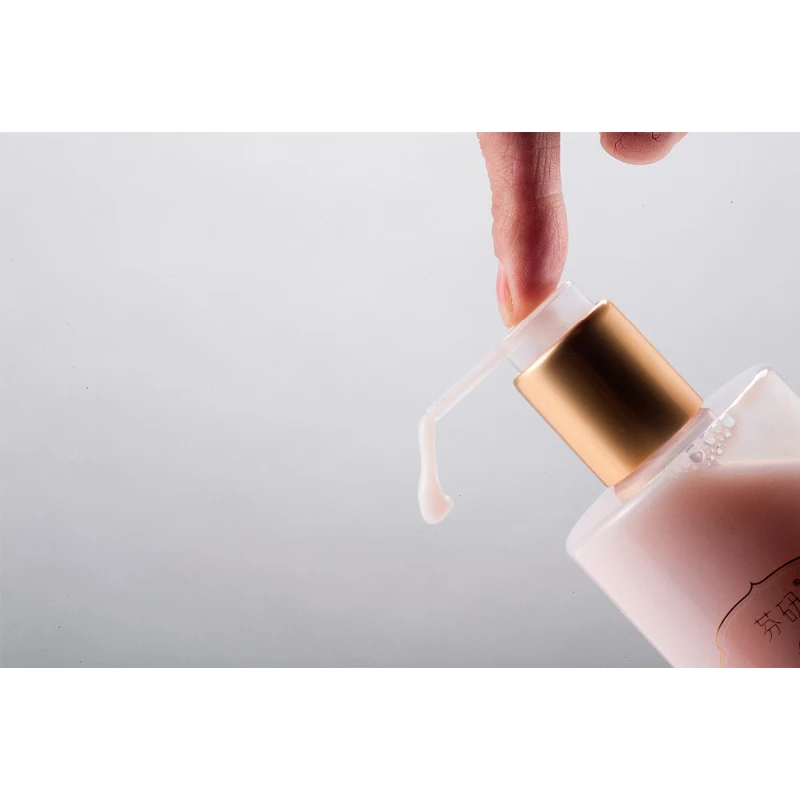 Harga Freyja Memenuhi Syarat Pemasok 100% Alami Mawar Lotion Pelembab Clean Scrub Pemutih Kulit Tubuh Mencuci Bath   Body Lotion Shower Gel