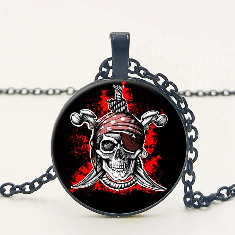 

2019 Hot New Products Pirates of The Caribbean Retro Glass Cabochon Necklace Pendant Men and Women Clothing Accessories