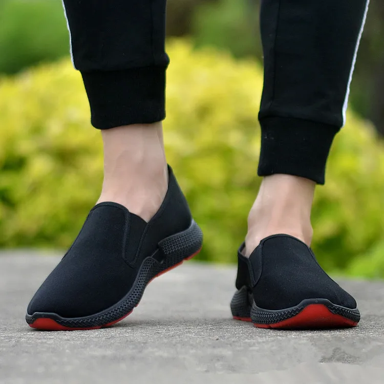 2018 новые туфли в стиле Старый Пекин досуга молодежи дышащая мягкая подошва одна нога работы удобная обувь