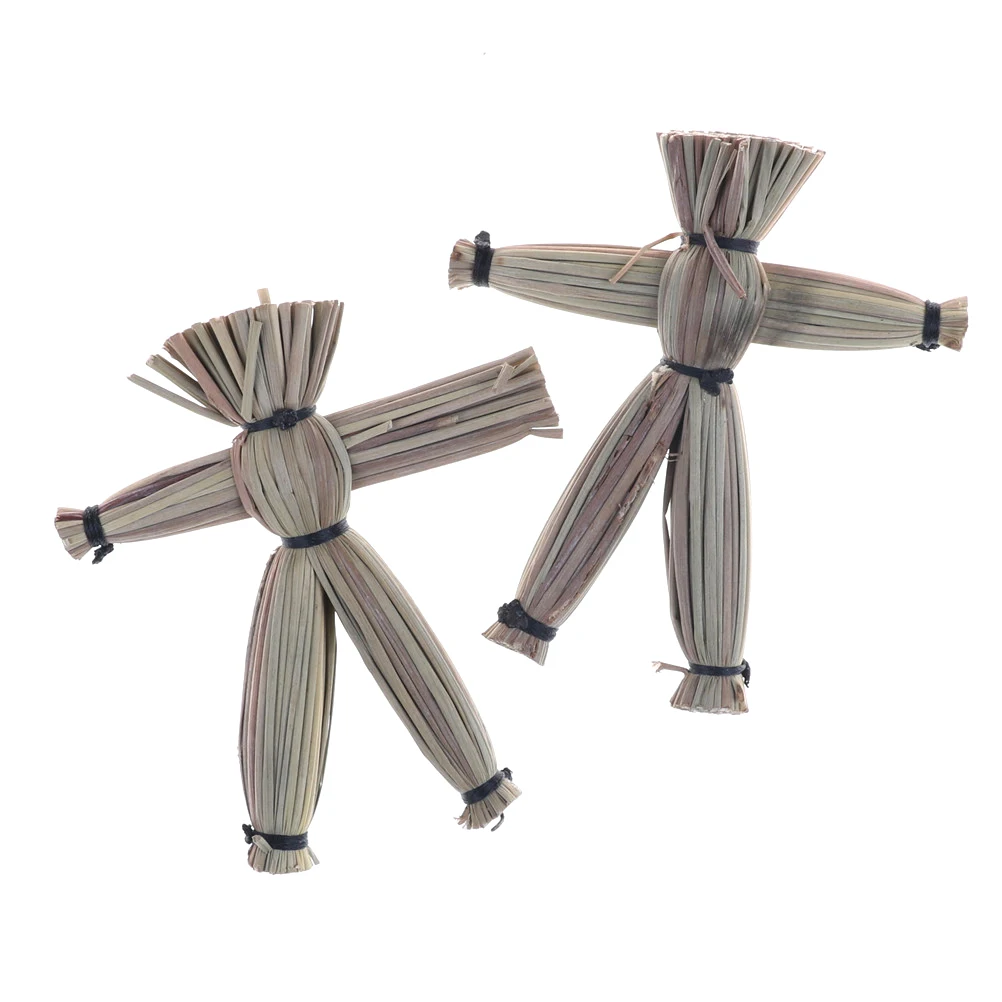 2pcs Novelty April Fool's Day Mysterious straw Voodoo Dolls Close up