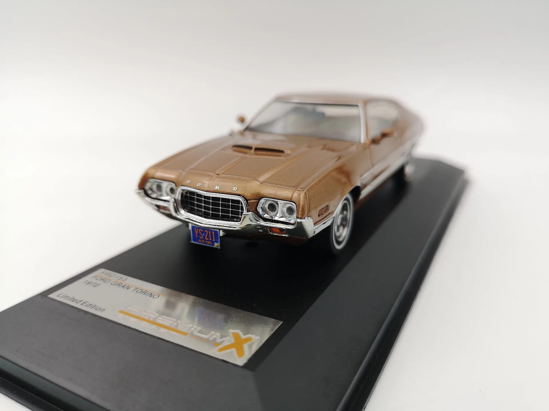 Премиум/X 1:43 FORD GRAN TORINO SPORT 1972 бутик сплава Модель автомобиля игрушки для детей Детские игрушки модель подарок оригинальная коробка