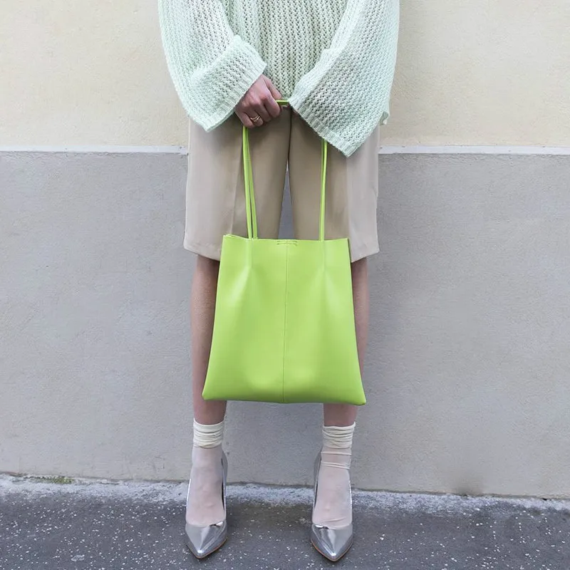 

Minimal Personality Design Fluorescent Green Tote Single Shoulder Bag Female 2019 Summer New Leisure Bags