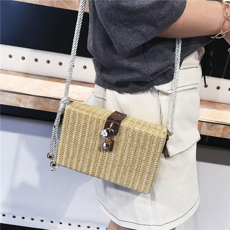 

Vintage Straw Bag Handbag Shoulder Bag Woven Lock Box Small Square Bag Beach Female Tote Vintage Shopping Bags bamboo