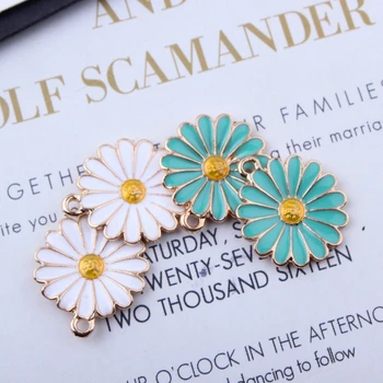 

Mint Green White Daisy Marguerite Pendant Gold Base Enamel Charms Fashion DIY Handmade Bracelet Necklace Jewelry Accessories