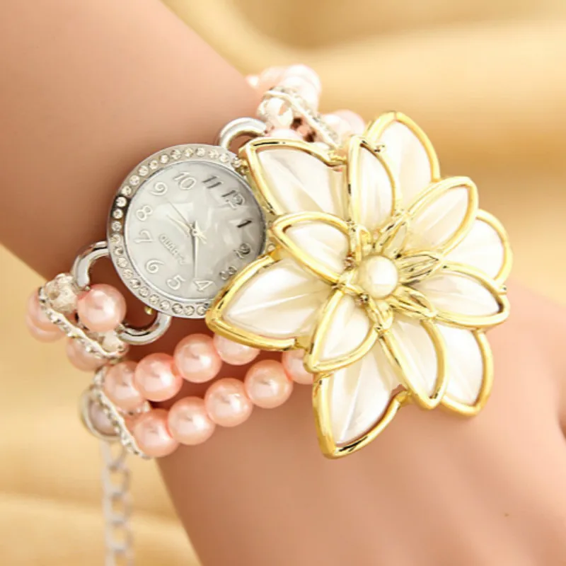 

Hot Sell Big Flower Female Fashion Pearl Watch Bracelet Personality temperament Winding Table Fashion Style Quartz watches PC130