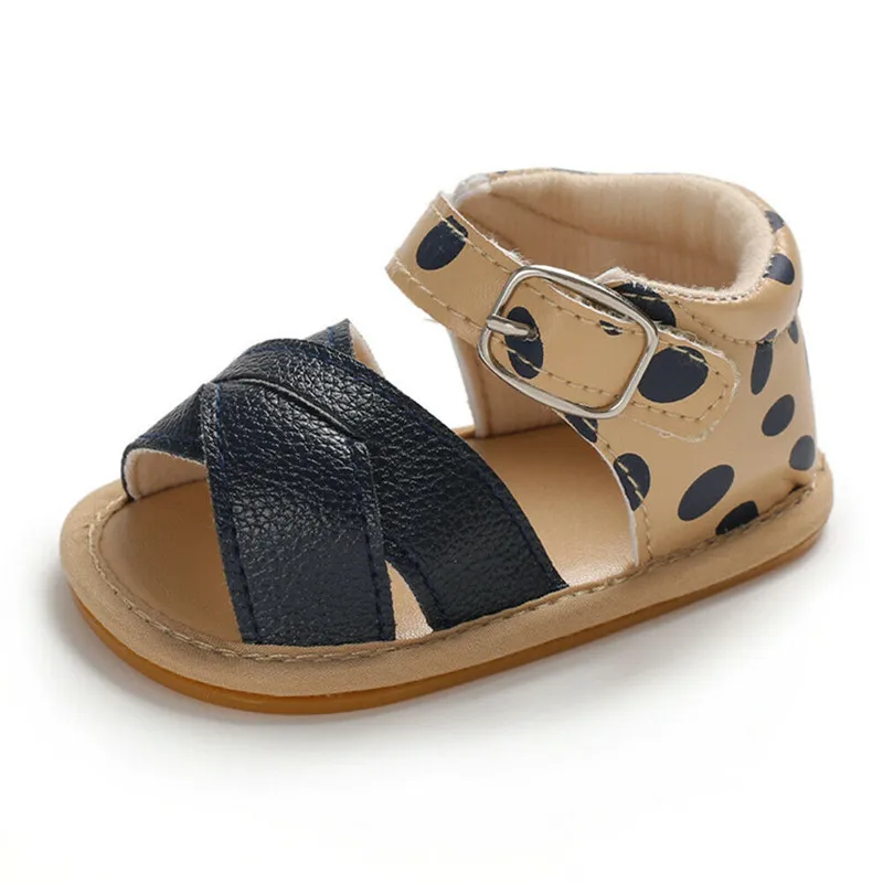 Сандалии для новорожденных и маленьких девочек; нескользящая обувь из искусственной кожи на плоской подошве; удобная однотонная дышащая обувь леопардовой расцветки с пряжкой