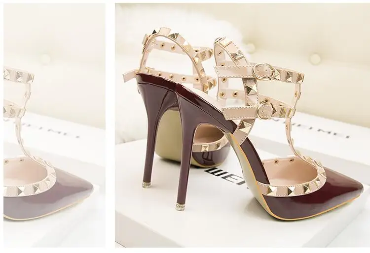 Sapatos femininos