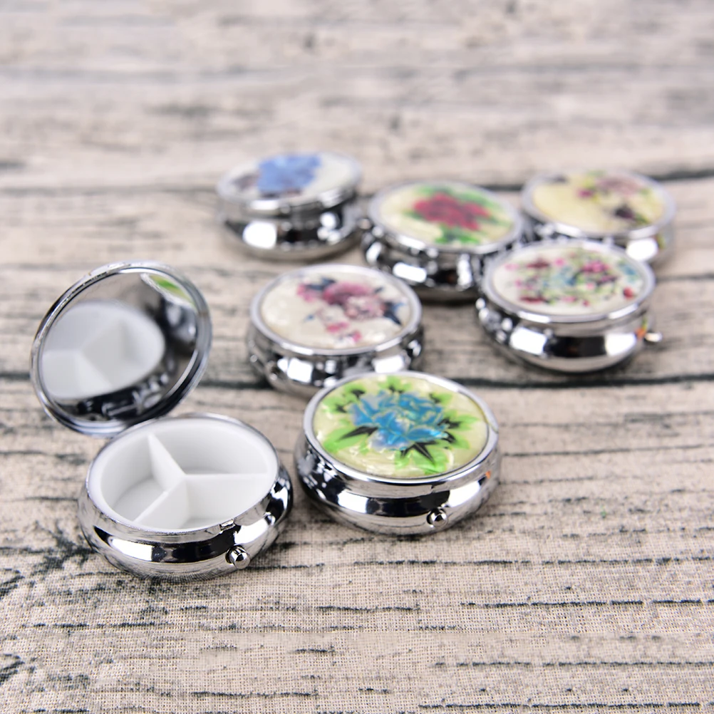 Print Flower Chinese Trandition Folding Pill Box Metal pill cutter Medicine Organizer Portable Makeup Storage Container