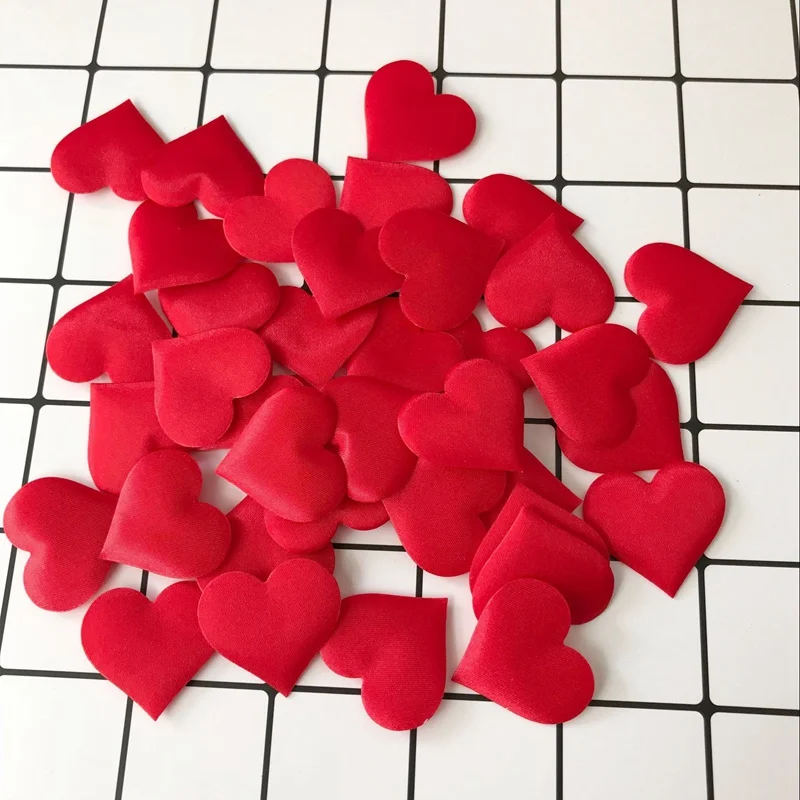 

100pcs 3.5cm DIY Heart Petals Wedding Decorations Satin Heart Shaped Fabric Artificial Flower Petals Wedding Decor Supplies