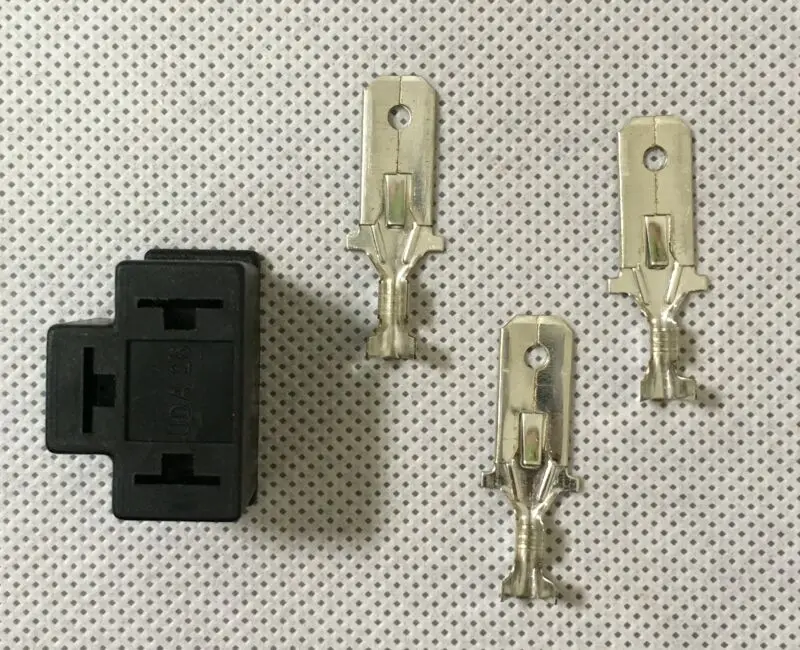 H4 9003 HB2 male connector 2