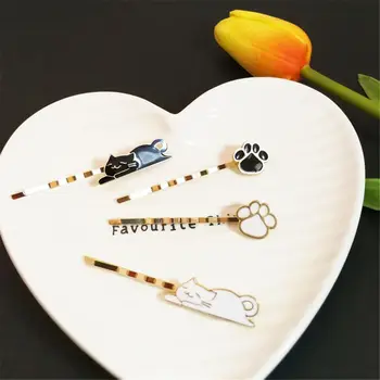 

Women Cute Cartoon Sleeping Cat Claw One Word Side Bangs Hair Clip Drop Oil Girls Temperament Metal Alloy Wavy Hairpins Barrette