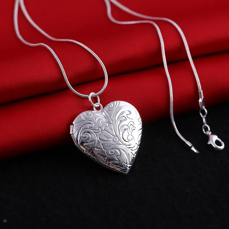 Valentine Lover Gift Heart Love Carved Charm Print Photo Frames Can Open Locket Heart Pendants Necklaces