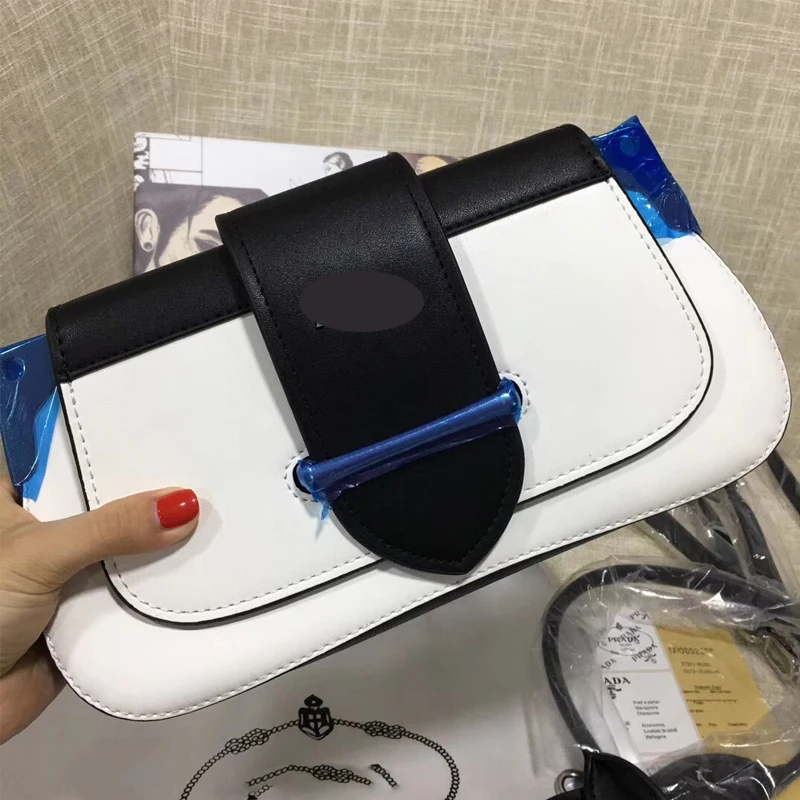 

2019 autumn and winter new style Luxury design shoulder bag Leather handbag Contrast color Lady bags Celebrity Same paragraph