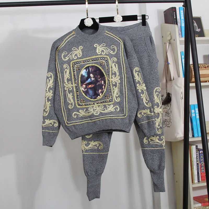 

2019 New Fashion Autumn Winter Women's Golden Embroideried Long Sleeve Sweater+Leisure Pants Two Pieces Knitting Pants Suit Tops