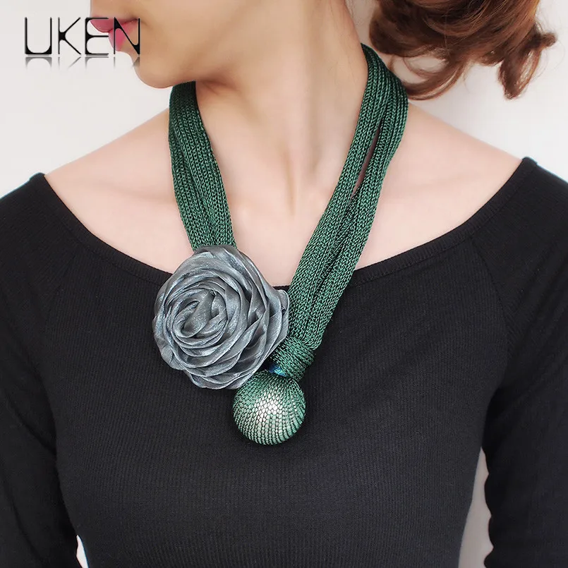 

Big Imitation Pearl Chokers Necklaces Rose Flower Thick Rope Adjustabl Statement Pendant Necklaces Women Jewelry UKEN