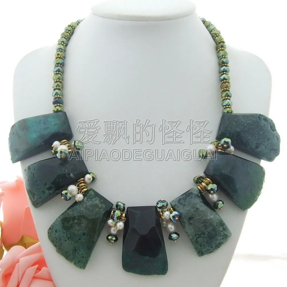 

Women's 20" Pearl Green Stone Crystal Necklace