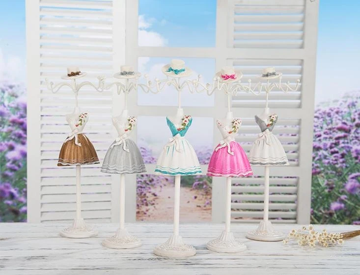 

5style 25cm Princess Jewelry Frame mannequins Necklace Model Earrings display rack jewelry receiving rack for gifts 1pc C672