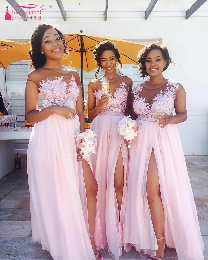 

Pink Bridesmaid Dresses Chiffon Long Style Lace Illusion Side Slit Wedding Guest Dress Bridesmaids Gown DQG921