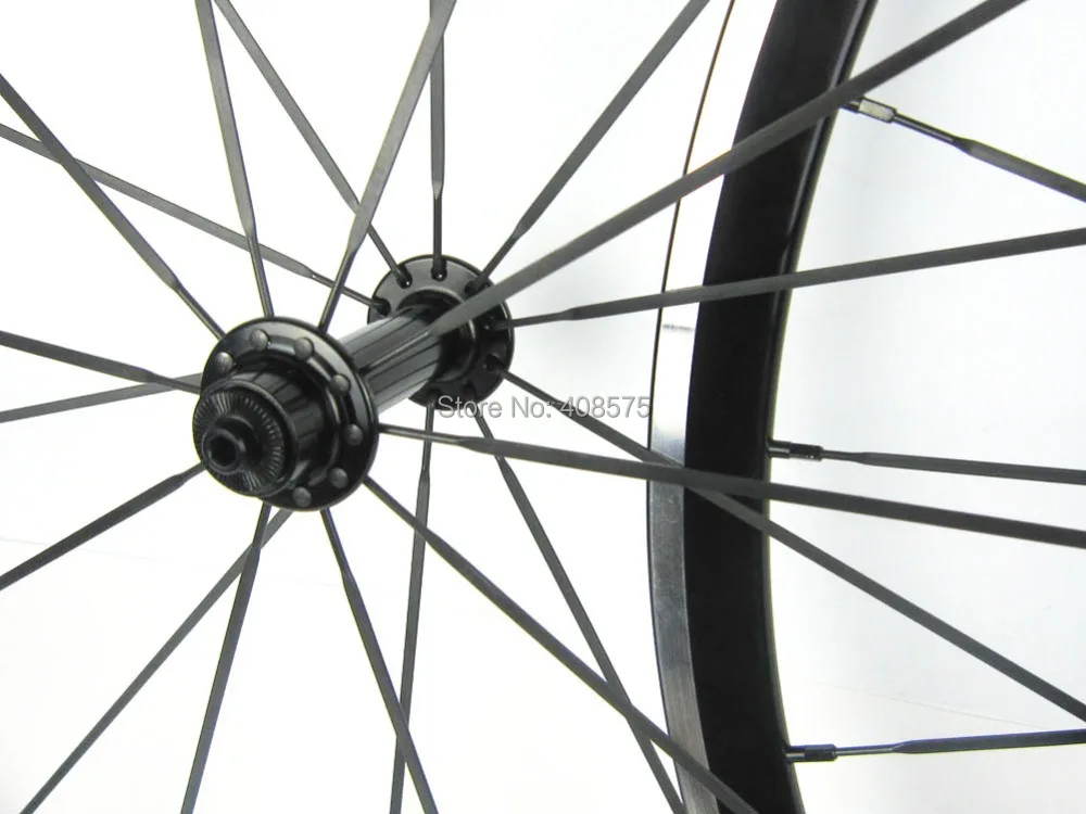 Top Free shipping light weight only 1298g Kinlin XR200 alloy wheelset 22mm clincher wheels 6 pawls hub 1