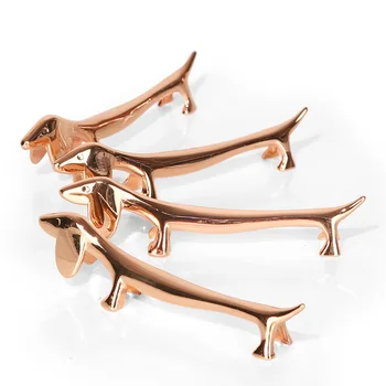 

Chopsticks Japan Korea Rose Gold dog Chopsticks Storage Holders Alloy Creative Hotel Chopsticks Racks 2pcs
