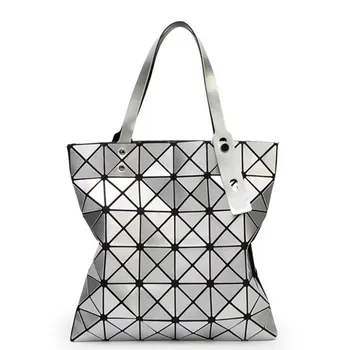 

2017 new Variety folding shoulder bag PVC bags geometric Lingge laser bag free shipping
