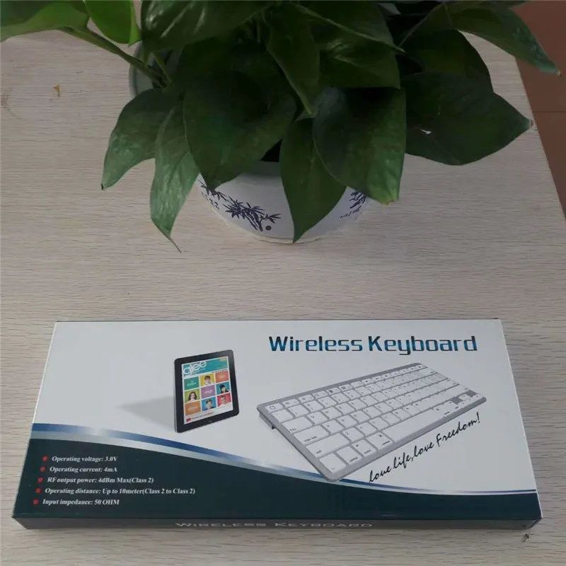 Оптовая продажа Ультра тонкая беспроводная Bluetooth клавиатура для Macbook ios Android windows