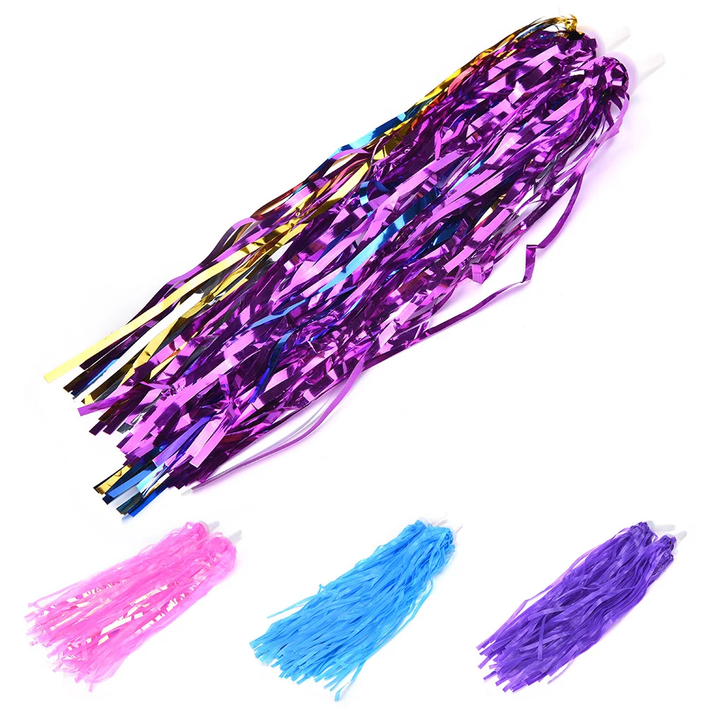 bicycle handlebar grips with streamers
